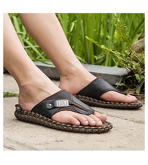 designer flip flops men's.